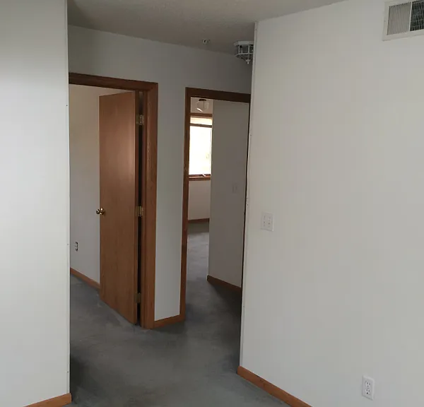 804 Cross Park Ave — Photo 4