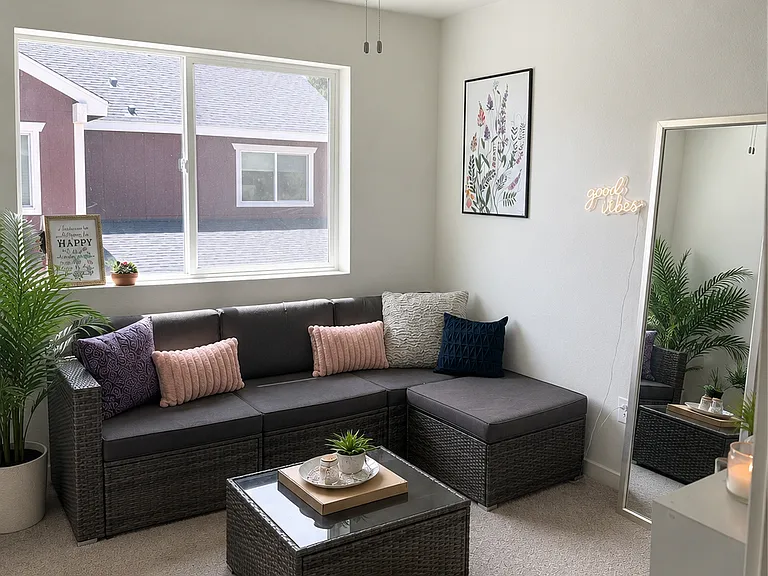 205 Cardinal St — Photo 7