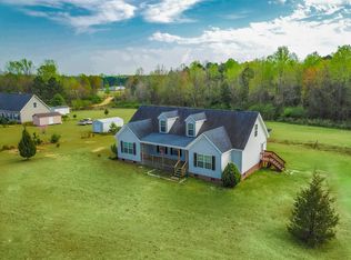 833 Hancock Rd, Cameron, NC 28326