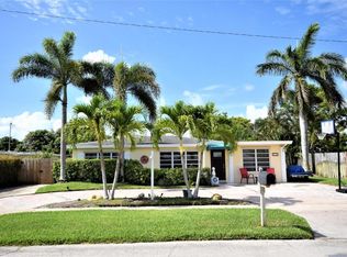 214 NE 28th Rd, Boca Raton, FL 33431