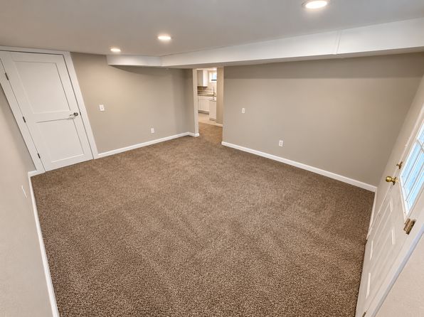 540 10th St Unit B