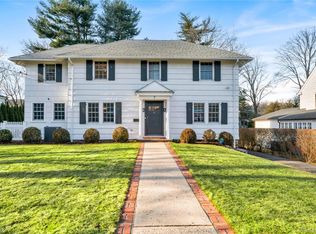 7 Putnam Road, Scarsdale, NY 10583