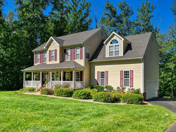 304 Peregrine Pl, Louisa, VA 23093