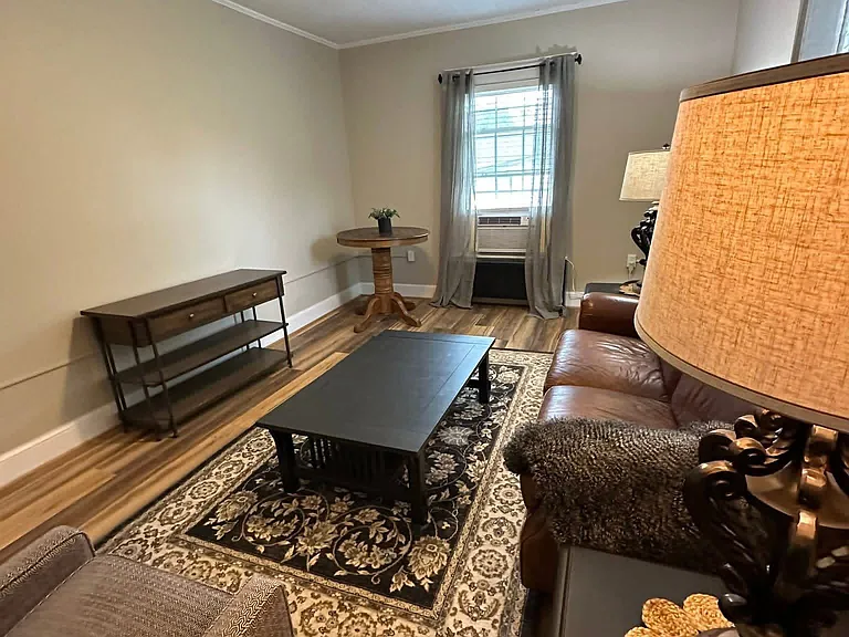 108 S Franklin St #3 — Photo 12