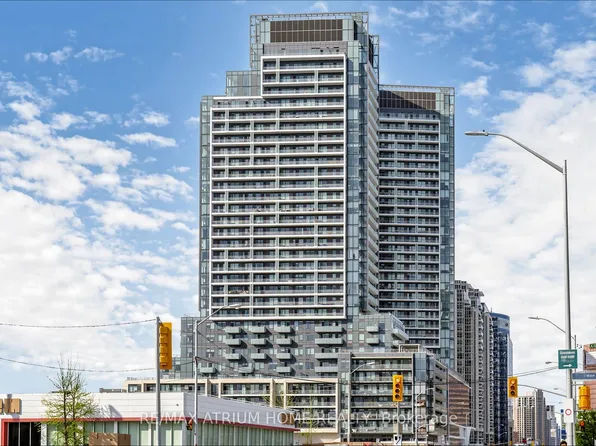 7 Golden Lion Hts, Toronto, ON