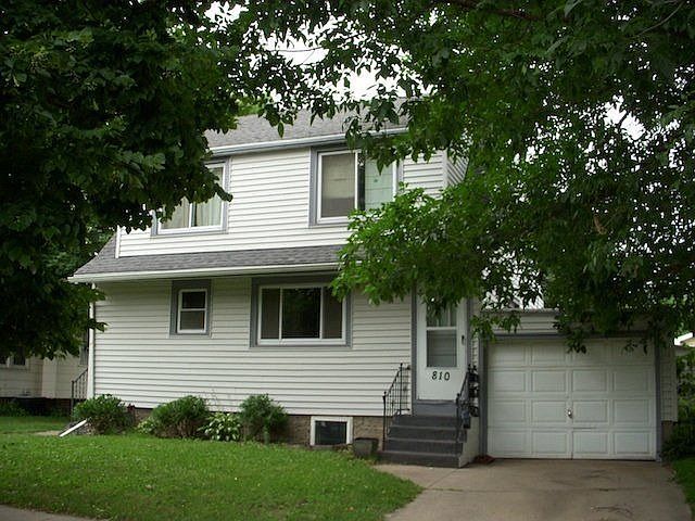 For Rent: 810 Wall St. #1, North Mankato, MN 56003