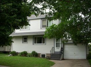 810 Wall St APT 3, North Mankato, MN 56003