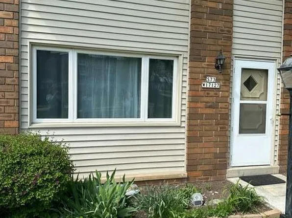 S73W17127 Briargate LANE, Muskego, WI 53150