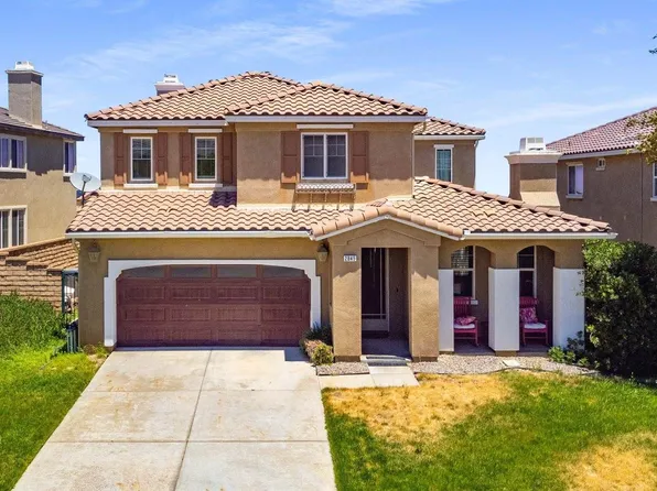 2845 Ladyfern Ln, Palmdale, CA 93551