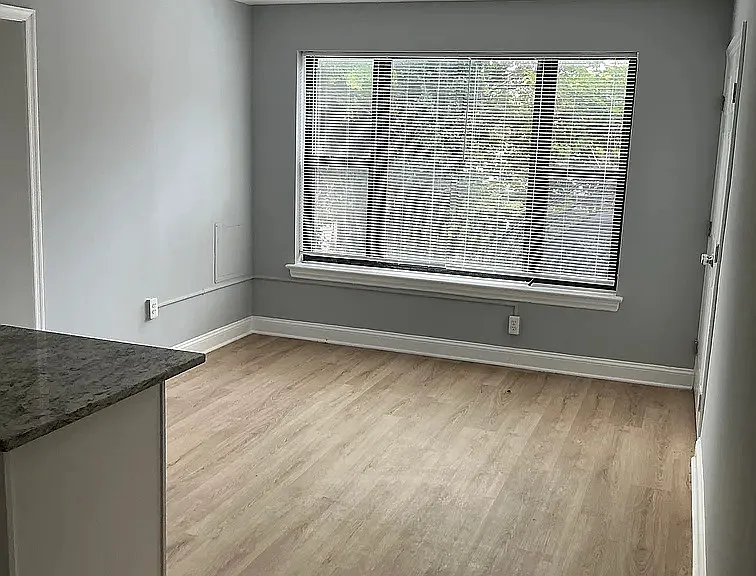 1215 Alabama Ave SE #301 — Photo 5