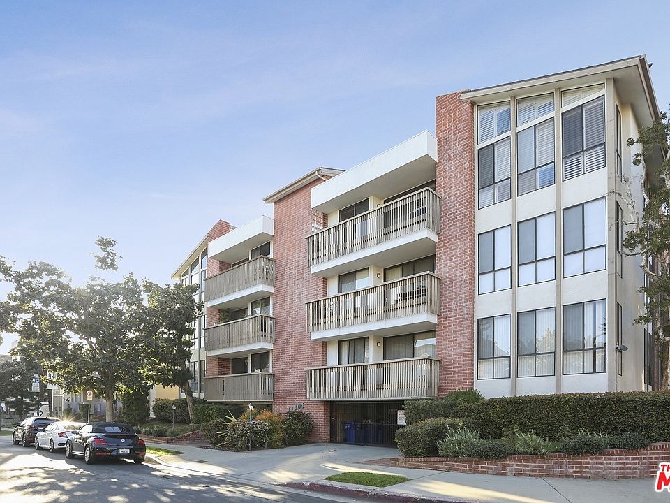 1st image of 11805 Mayfield Ave APT 303