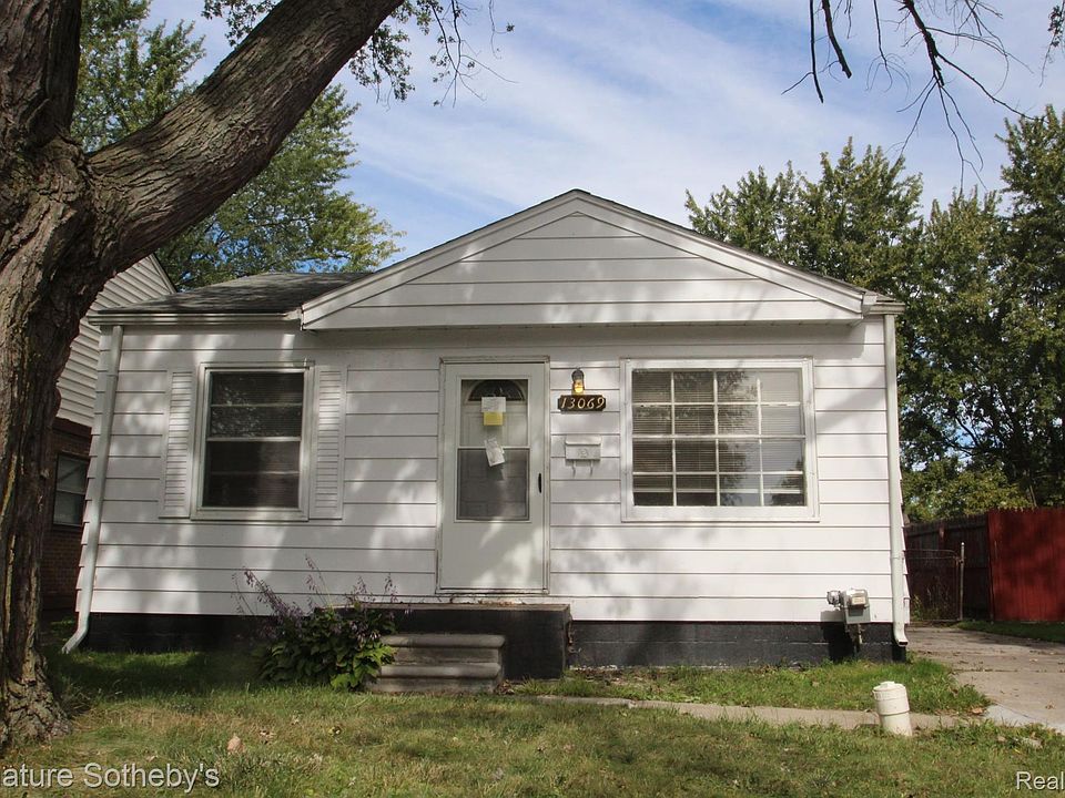 1st image of 13069 Sarsfield Ave