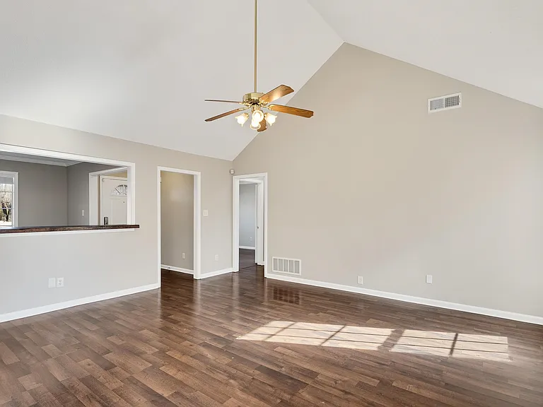 7775 Shadow Elm Ln — Photo 12