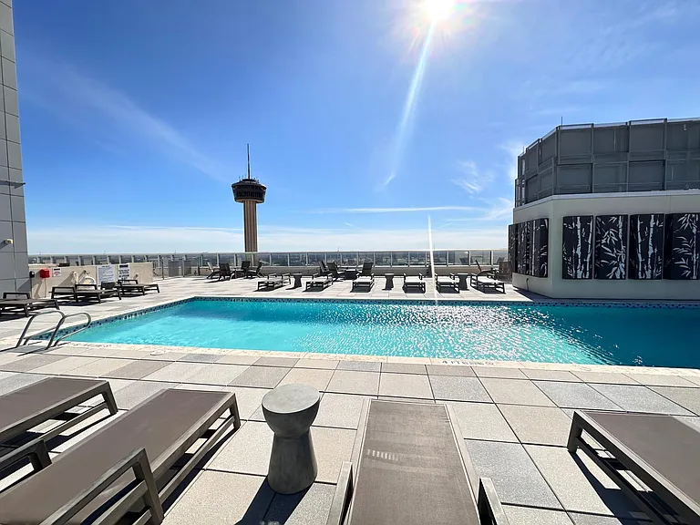Walk to the pool! Unit is on the same floor as the pool!