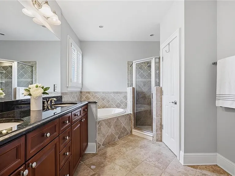 1237 Ashford Creek Park NE — Photo 13