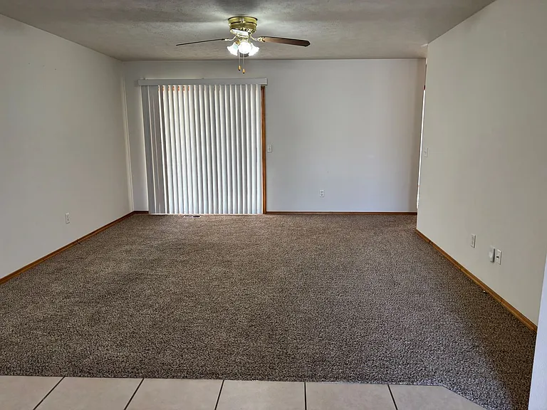 4352 W La Siesta St — Photo 3
