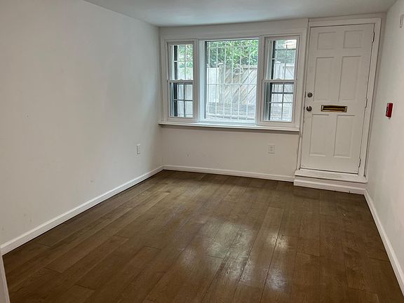 4th image of 1011 Spruce St Floor 2