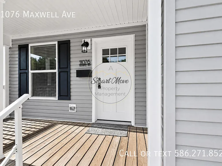 11076 Maxwell Ave — Photo 2