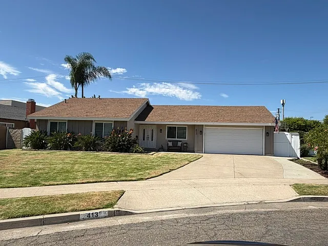 413 Lewis Pl