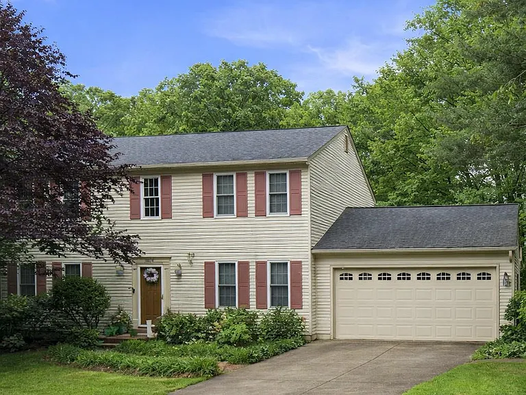 9372 Tartan View Dr — Photo 1