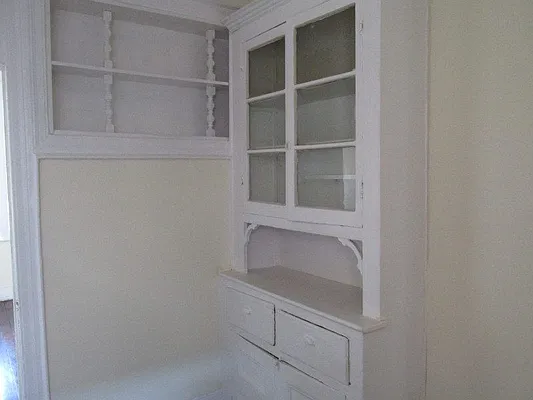 Rented by Windsor Homes Realty Corp | media 15