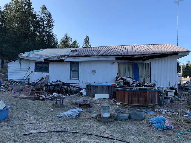 2nd image of 9547 Bull Lake Rd