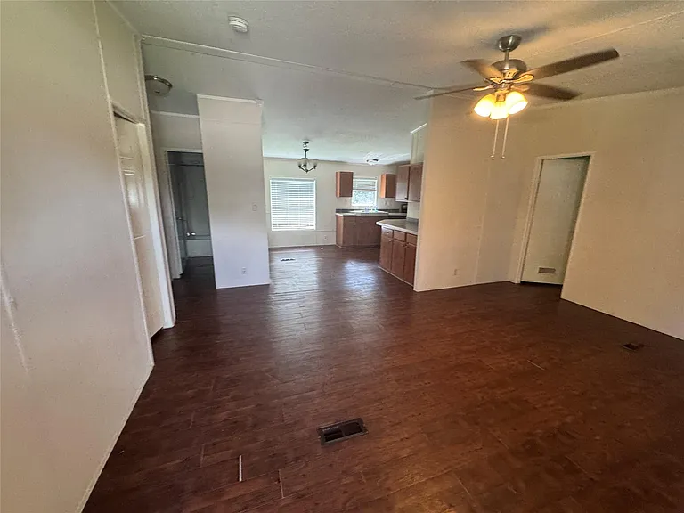 16415 Tamra Ct — Photo 5