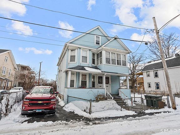 2nd image of 17 Rennell Court