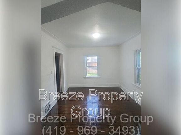 5th image of 56 E Pearl St