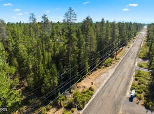 15982 Twin Dr, La Pine, OR 97739