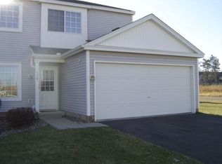 330 Leeward Trl, Woodbury, MN 55129