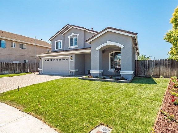 2nd image of 1391 Panorama Dr