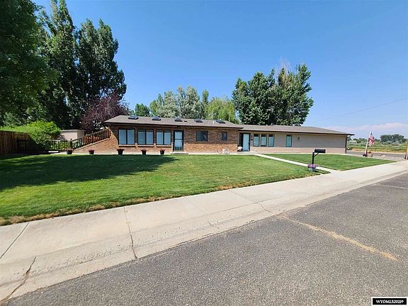 2nd image of 2101 Cloud Peak Dr