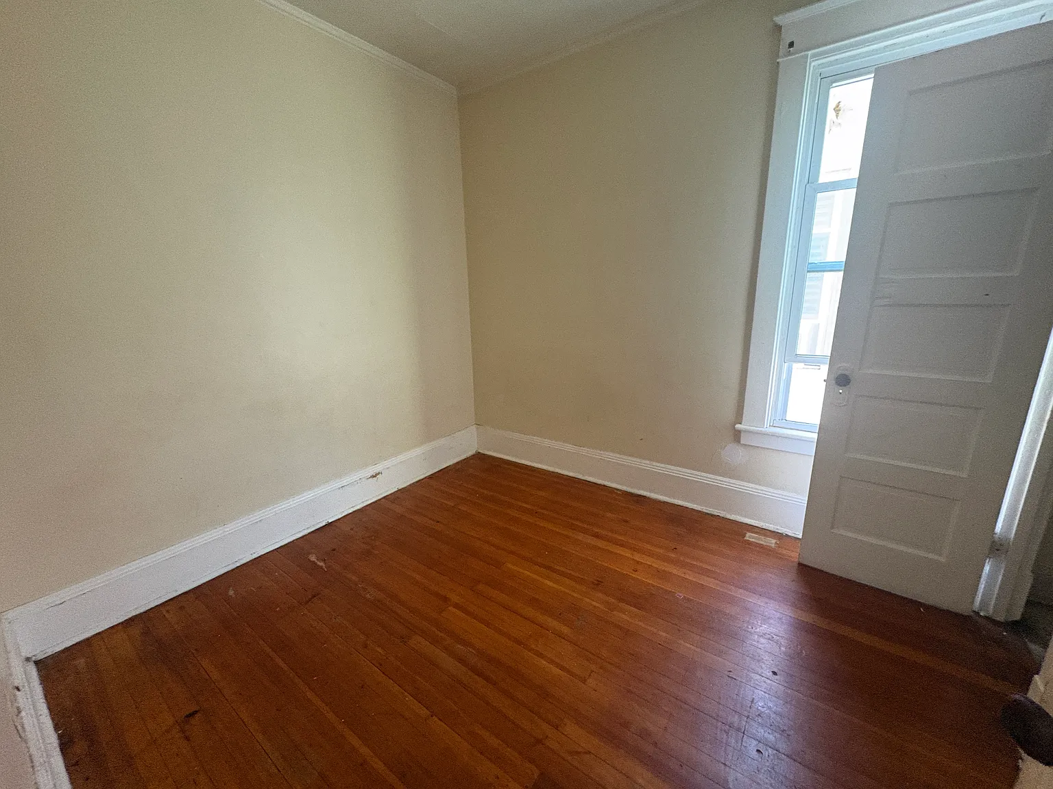 4 bed, 1200 sqft, $1,595 — Photo 4