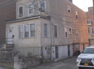 3147 Linden Pl, Flushing, NY