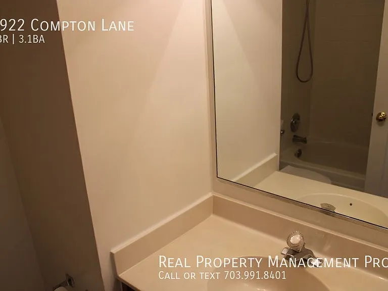 6922 Compton Ln — Photo 14