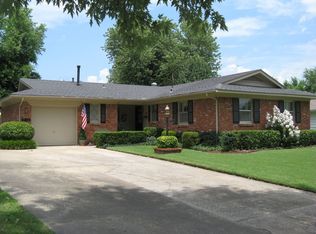 216 Dover Rd, Muskogee, OK 74403