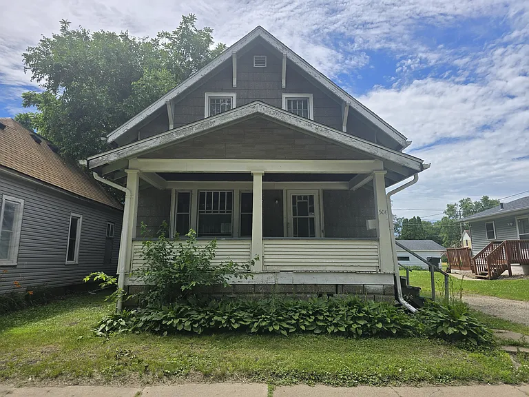 506 Fowler St — Photo 1