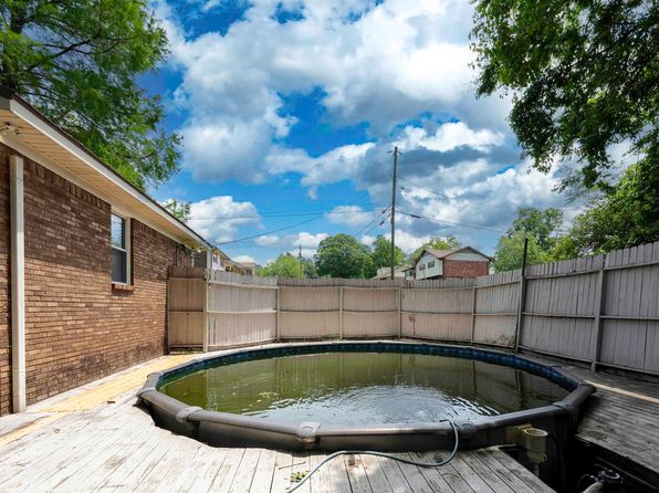 500 2nd Ter, Pleasant Grove, AL 35127