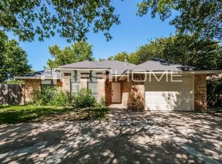 123 Mesa Wood Dr, Glenn Heights, TX 75154