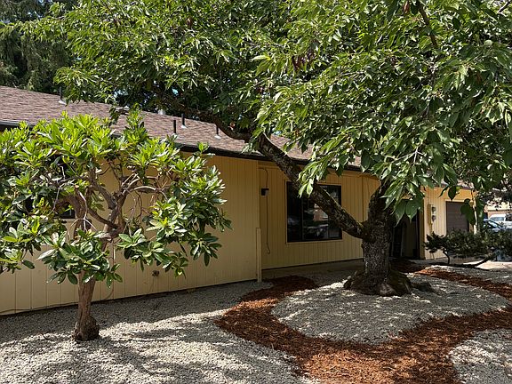 3rd image of 2088 Shiloh St
