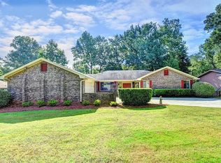 234 Shadow Lake Dr, Lilburn, GA 30047