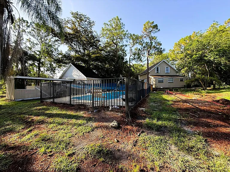 17503 30th Ln N — Photo 1