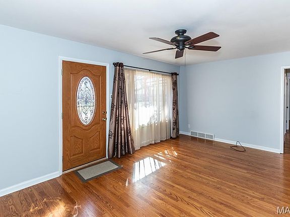 3rd image of 9025 Kickapoo Dr