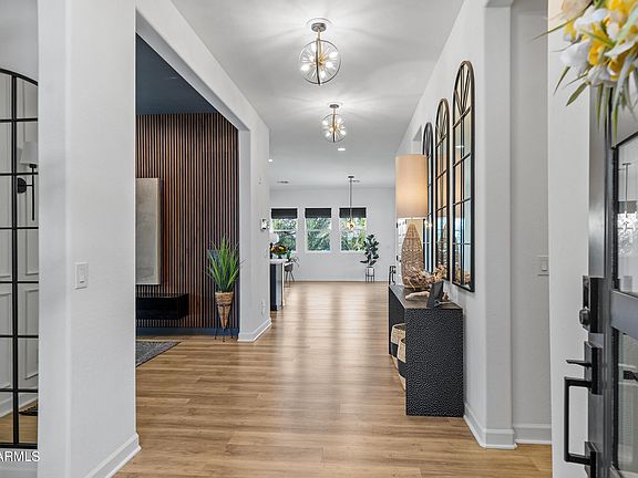 4th image of 4020 W SERPENTINE Drive