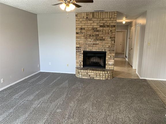 2nd image of 2400 Monte Carlo Dr