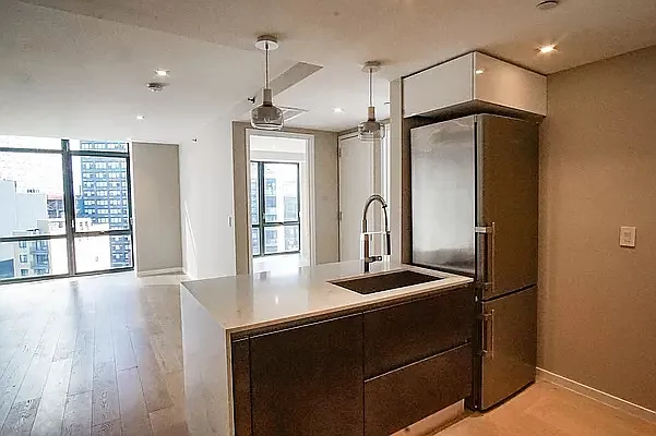 Rented by Chase Global M Realty LLC | media 5