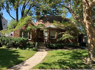 855 Loraine St, Grosse Pointe, MI 48230