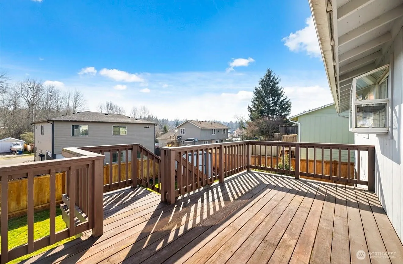 5 bed, 1830 sqft, $875 — Photo 4