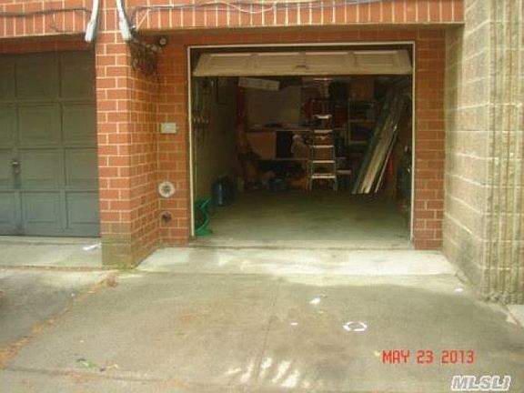 4th image of 14016 33rd Ave APT 2